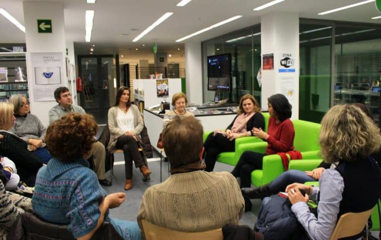 Participación en grupos de interés compartido