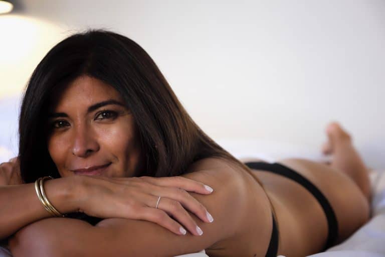 Después de los 40, ¿deberías seguir siendo una mujer sumisa en la intimidad o ya es hora de liberar a tu fiera sexual?