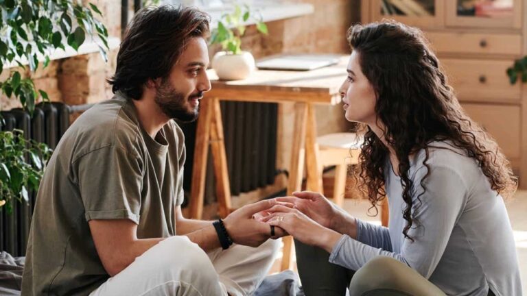 Cómo mantener viva la llama de la pasión y la intimidad a esta edad