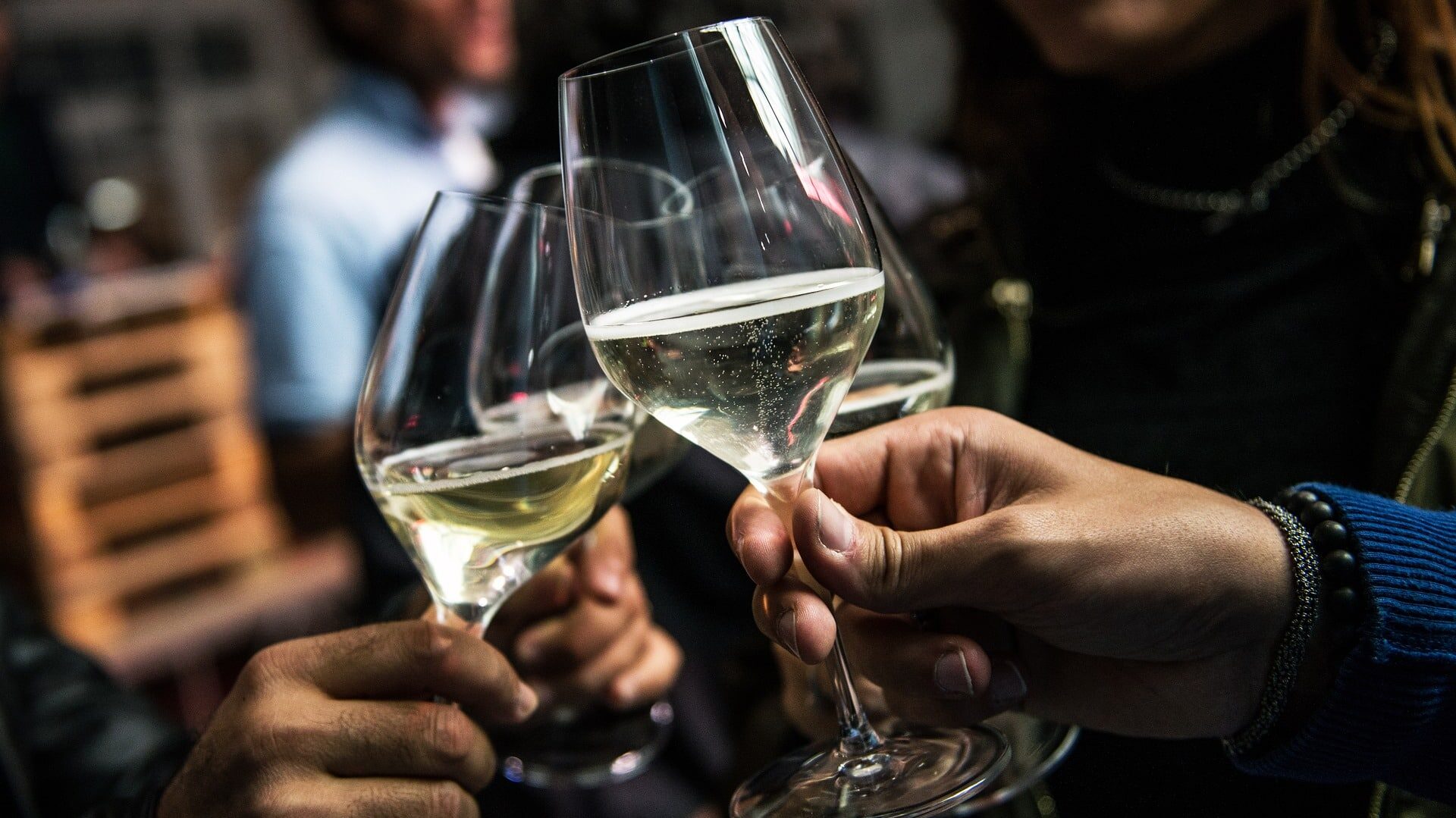 15 mitos sobre el sueño que están equivocados: Beber alcohol ayuda a dormir mejor