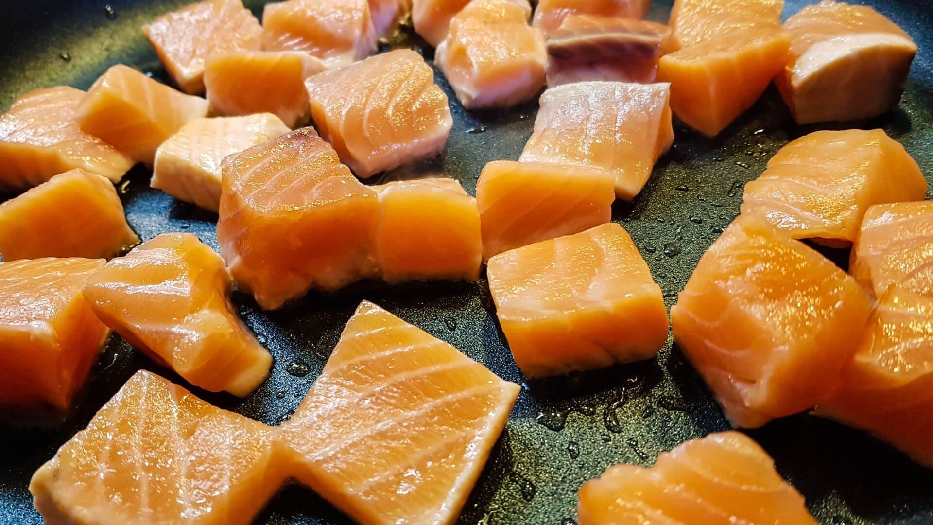 Pescados grasos: el salmón, el atún y la caballa son excelentes fuentes de vitamina D