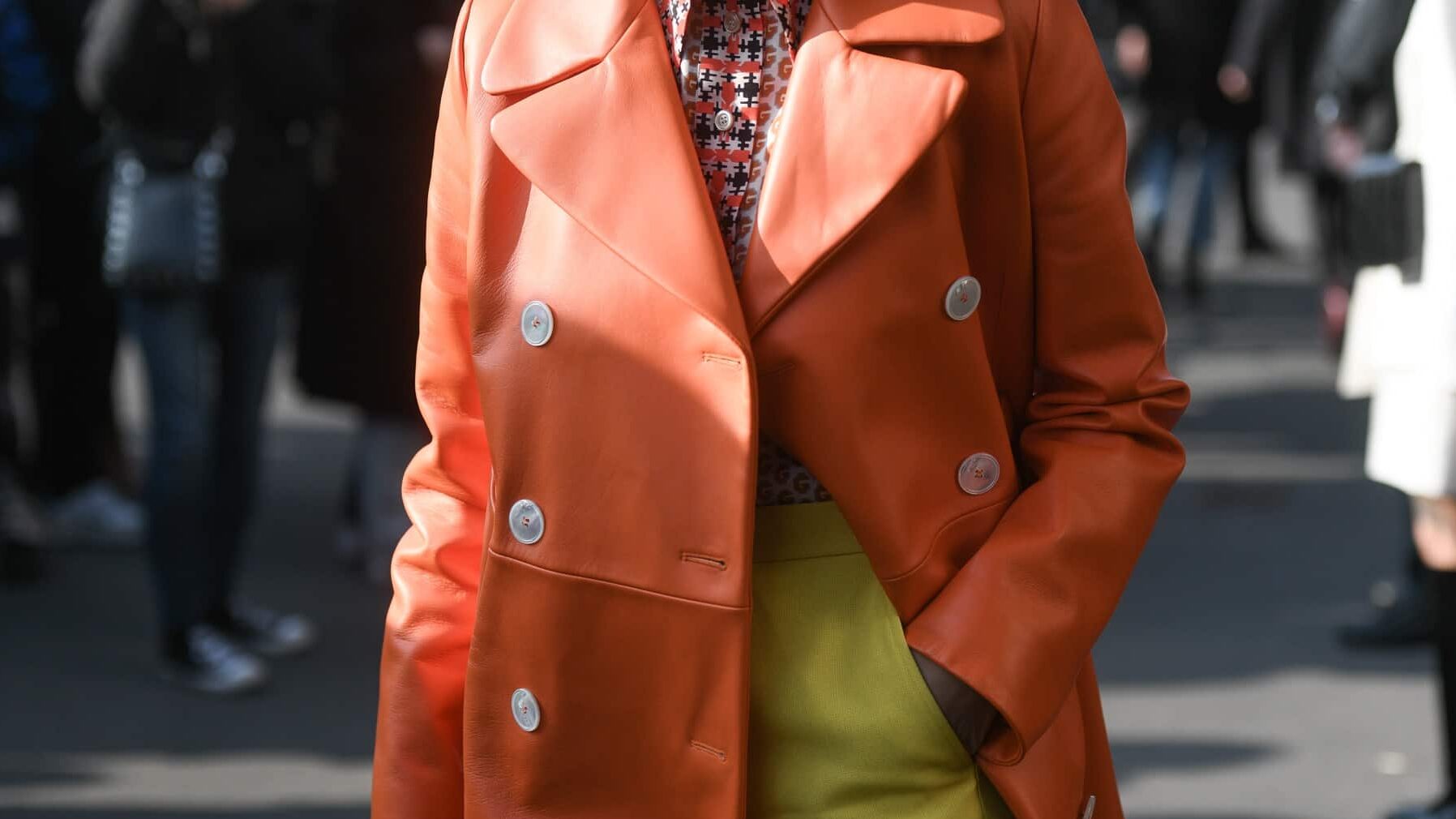 Mujer: Descubre las últimas tendencias de moda para tu estilo sofisticado después de los 40 años